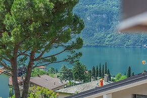 Magic Lake View in Lierna