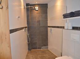 Holiday Apartment Alpengluhen