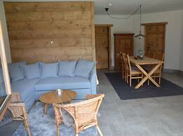 Holiday Apartment Alpengluhen