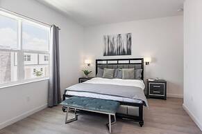 Magic Manor by Avantstay Pool 30min to Disney