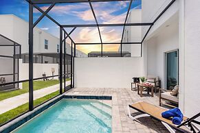 Magic Manor by Avantstay Pool 30min to Disney