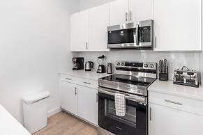 Magic Manor by Avantstay Pool 30min to Disney