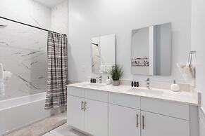 Magic Manor by Avantstay Pool 30min to Disney