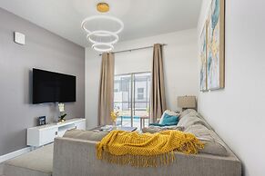 Magic Manor by Avantstay Pool 30min to Disney