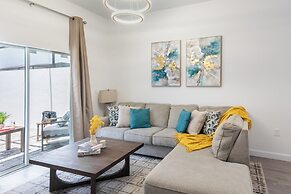 Magic Manor by Avantstay Pool 30min to Disney