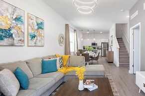 Magic Manor by Avantstay Pool 30min to Disney