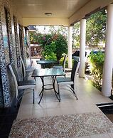 Acacia Shade Hotel and Gardens