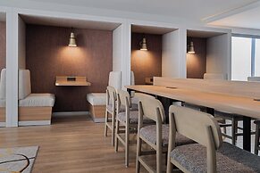 Atwell Suites Kansas City Airport by IHG