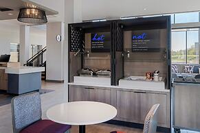 Atwell Suites Kansas City Airport by IHG