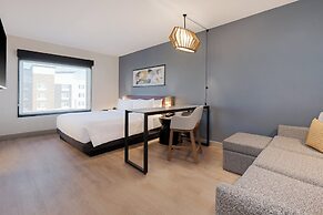 Atwell Suites Kansas City Airport by IHG