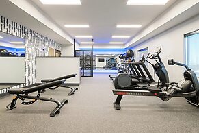 Atwell Suites Kansas City Airport by IHG