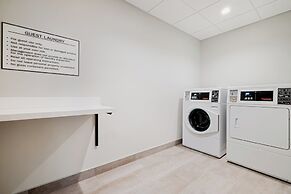 Atwell Suites Kansas City Airport by IHG