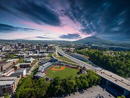 Holiday Inn Express Chattanooga – Hamilton Place by IHG