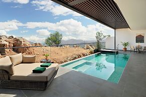 Hotel Indigo Jabal Akhdar Resort & Spa by IHG