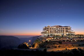 Hotel Indigo Jabal Akhdar Resort & Spa by IHG