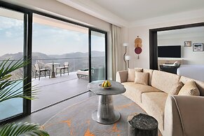 Hotel Indigo Jabal Akhdar Resort & Spa by IHG