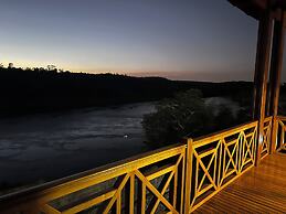 Costa del Sol Iguazú Suites for couples