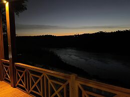 Costa del Sol Iguazú Suites for couples