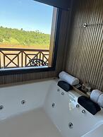 Costa del Sol Iguazú Suites for couples