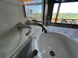 Costa del Sol Iguazú Suites for couples