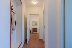 Flower House with Lake View