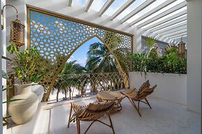 Sana Tulum Beachfront Boutique Hotel