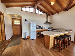 Manapouri Holiday Park