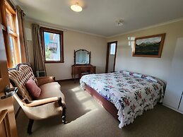 Manapouri Holiday Park