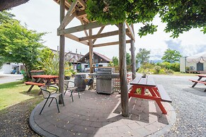 Manapouri Holiday Park