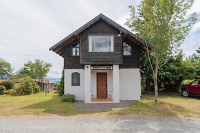 Manapouri Holiday Park