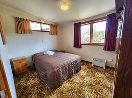 Manapouri Holiday Park