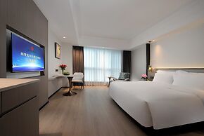 Fuqinglong Huatian Holiday Hotel