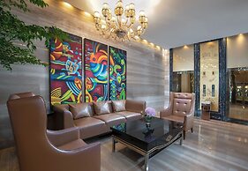 Fuqinglong Huatian Holiday Hotel