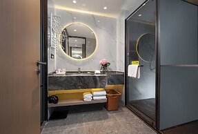 Fuqinglong Huatian Holiday Hotel