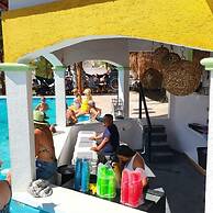 Pelican Inn at Las Dunas Chelem Hotel