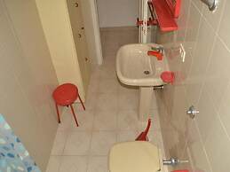 Nyota Holiday Home With sea View Balcony for 4 Guests in Torre Dell'or