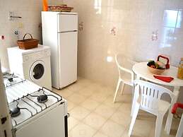 Nyota Holiday Home With sea View Balcony for 4 Guests in Torre Dell'or