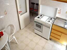 Nyota Holiday Home With sea View Balcony for 4 Guests in Torre Dell'or