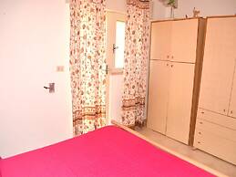 Nyota Holiday Home With sea View Balcony for 4 Guests in Torre Dell'or