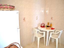 Nyota Holiday Home With sea View Balcony for 4 Guests in Torre Dell'or