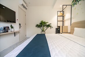 Bin Bin Hotel 12 - Near SaLa Residence