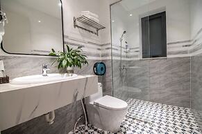 Bin Bin Hotel 12 - Near SaLa Residence