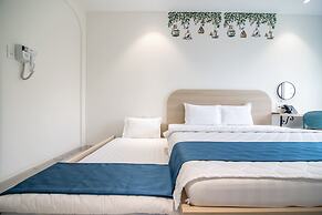 Bin Bin Hotel 12 - Near SaLa Residence