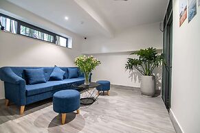 Bin Bin Hotel 12 - Near SaLa Residence