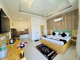 Staycation By Him Holiday Ventures