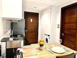 521 - 5 Stars Pool View Large Studio at Patong Beach