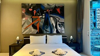 521 - 5 Stars Pool View Large Studio at Patong Beach