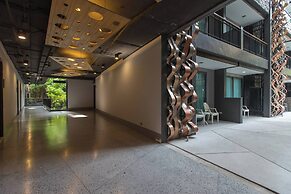 521 - 5 Stars Pool View Large Studio at Patong Beach