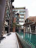 521 - 5 Stars Pool View Large Studio at Patong Beach