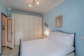 Un Balcone sulle Colline di Rapallo